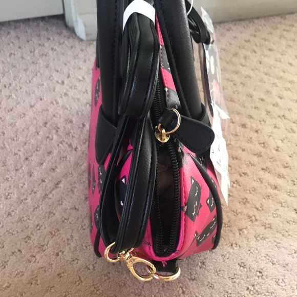 New Betsey Johnson pink cat faces black Satchel - Picture 4 of 6